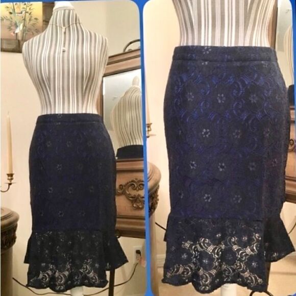 Final Price | Navy and Black Lace Overlay Pencil Ruffle Skirt - Picture 2 of 4
